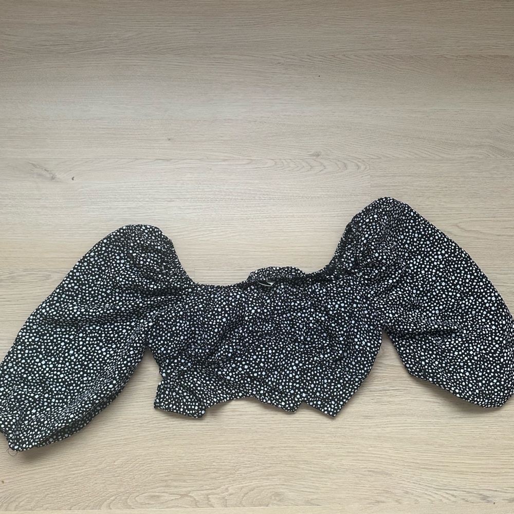 Bandeau Puff Sleeve Top